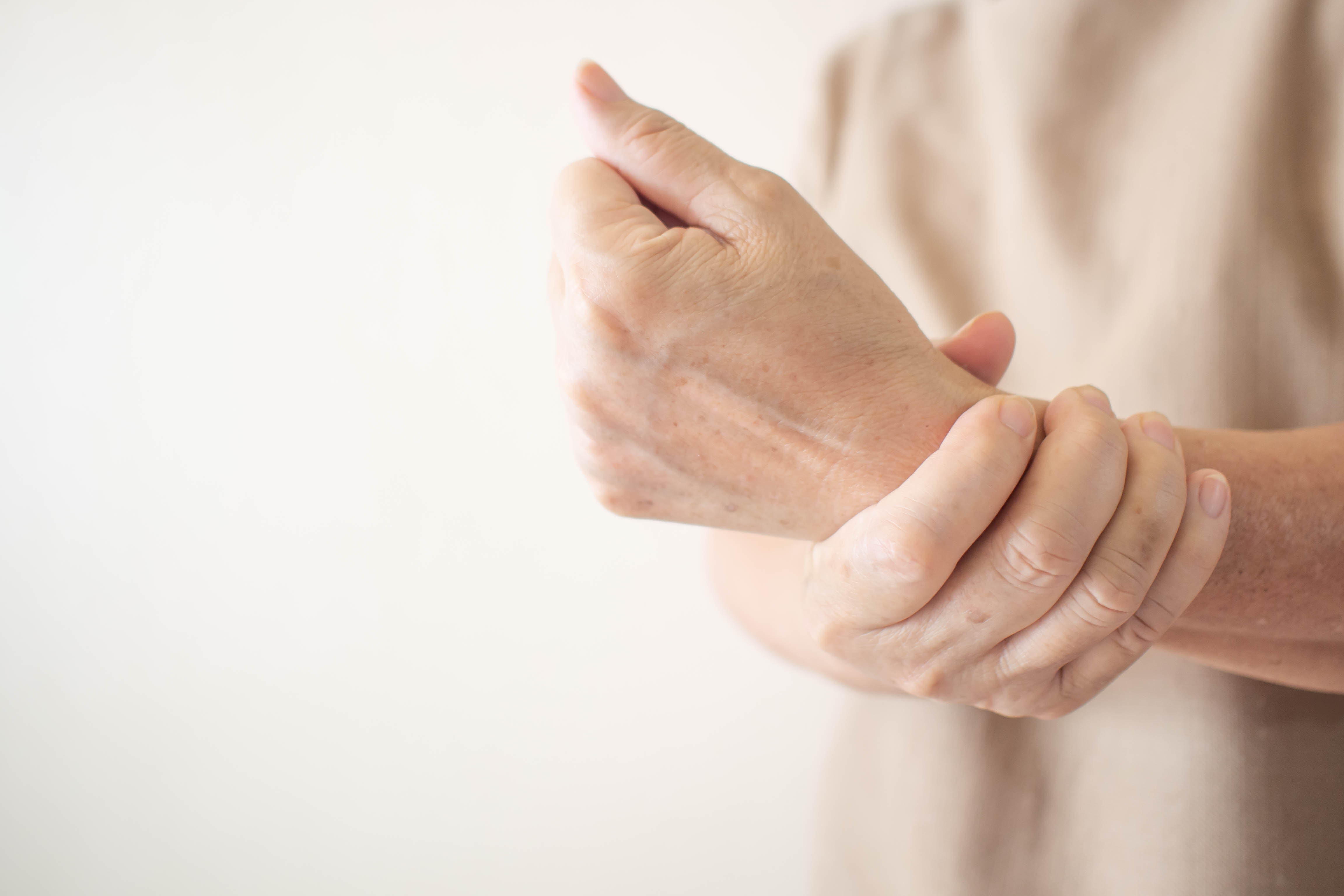 Artrosis de la Mano  Clínicas de Cirugía Estética