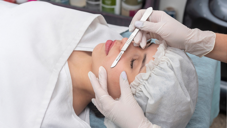 Dermaplaning