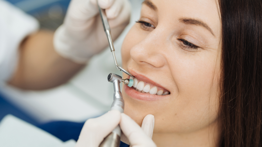 Remove bacteria from deep periodontal pockets