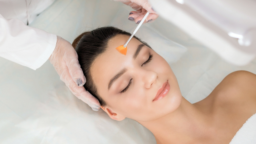 LHALALA Peel in Dermatology Petit/Skincare