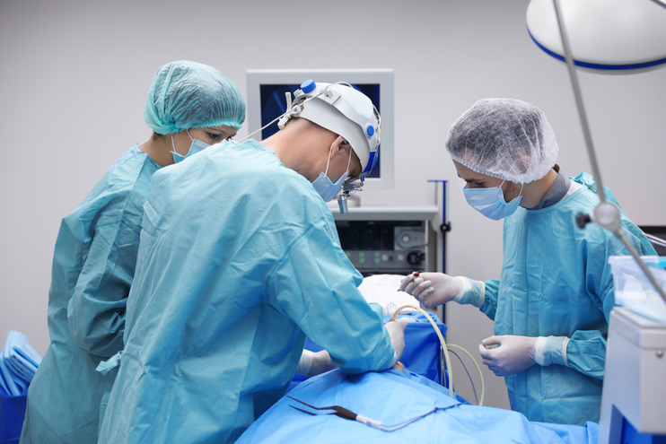Phẫu thuật cắt thận nội soi ổ bụng