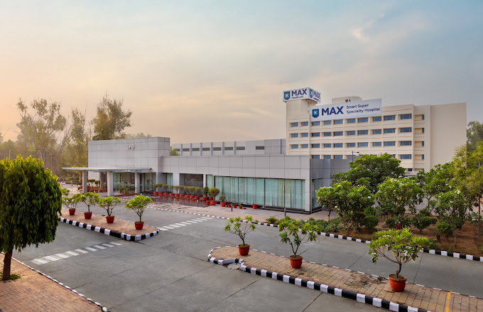 Max Smart Super Specialty Hospital, Saket