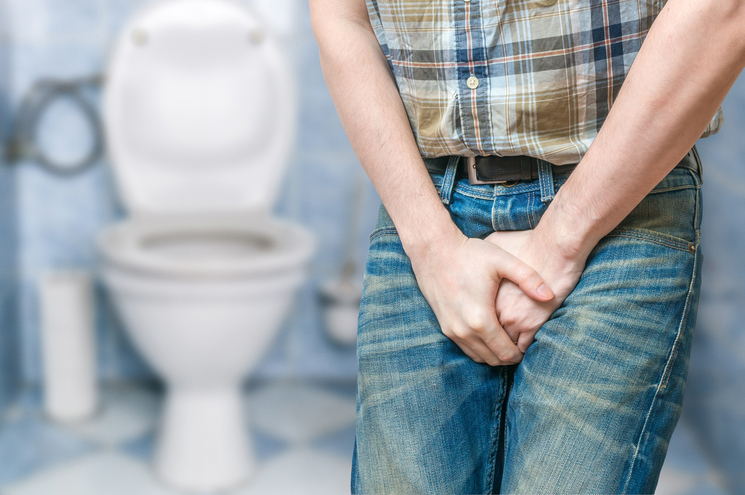 causa la incontinencia urinaria