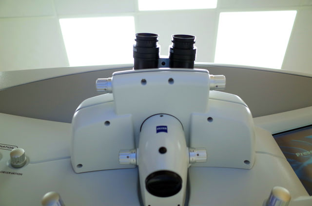 Оборудование для хирургии глаза Lasik