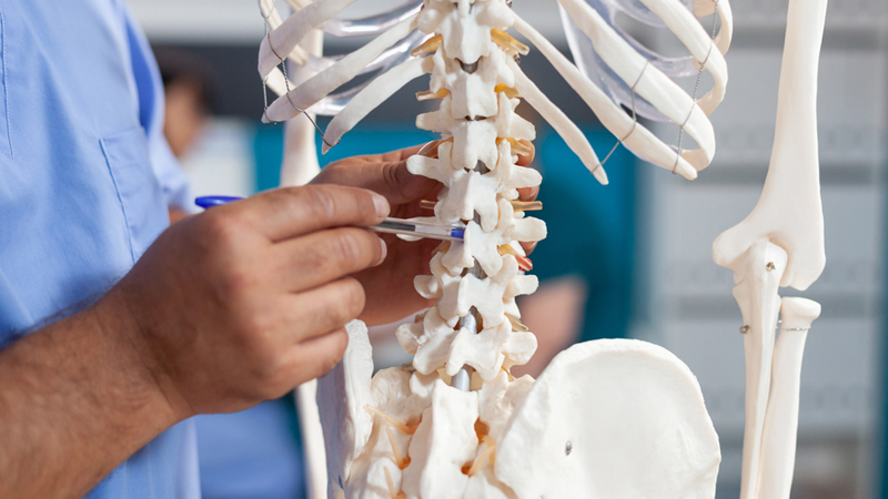Causas de la lesión de la médula espinal