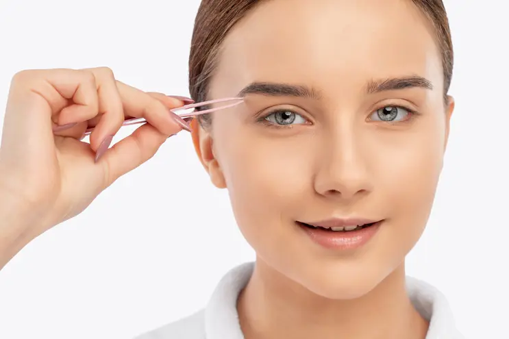 Dr. Pantazi - Praxis Für Plastische & ästhetische Chirurgie Rezensionen Sub-Brauenlifting-Chirurgie