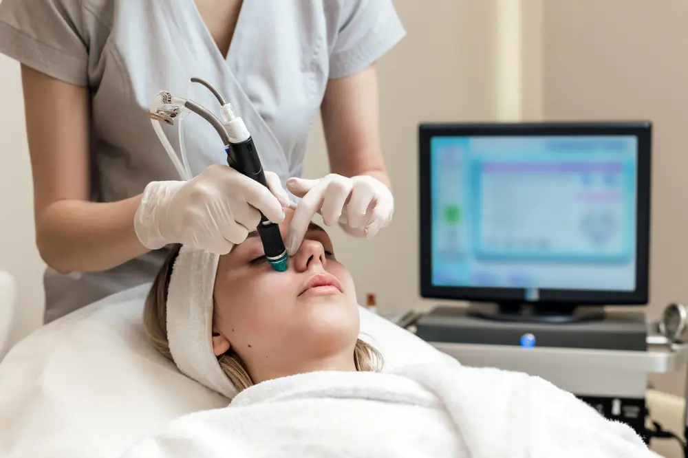 Hydra Facial