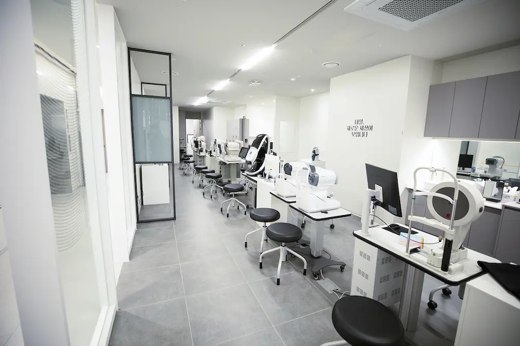Global Ubal Eye Center - Ophthalmology Hospital in Seoul